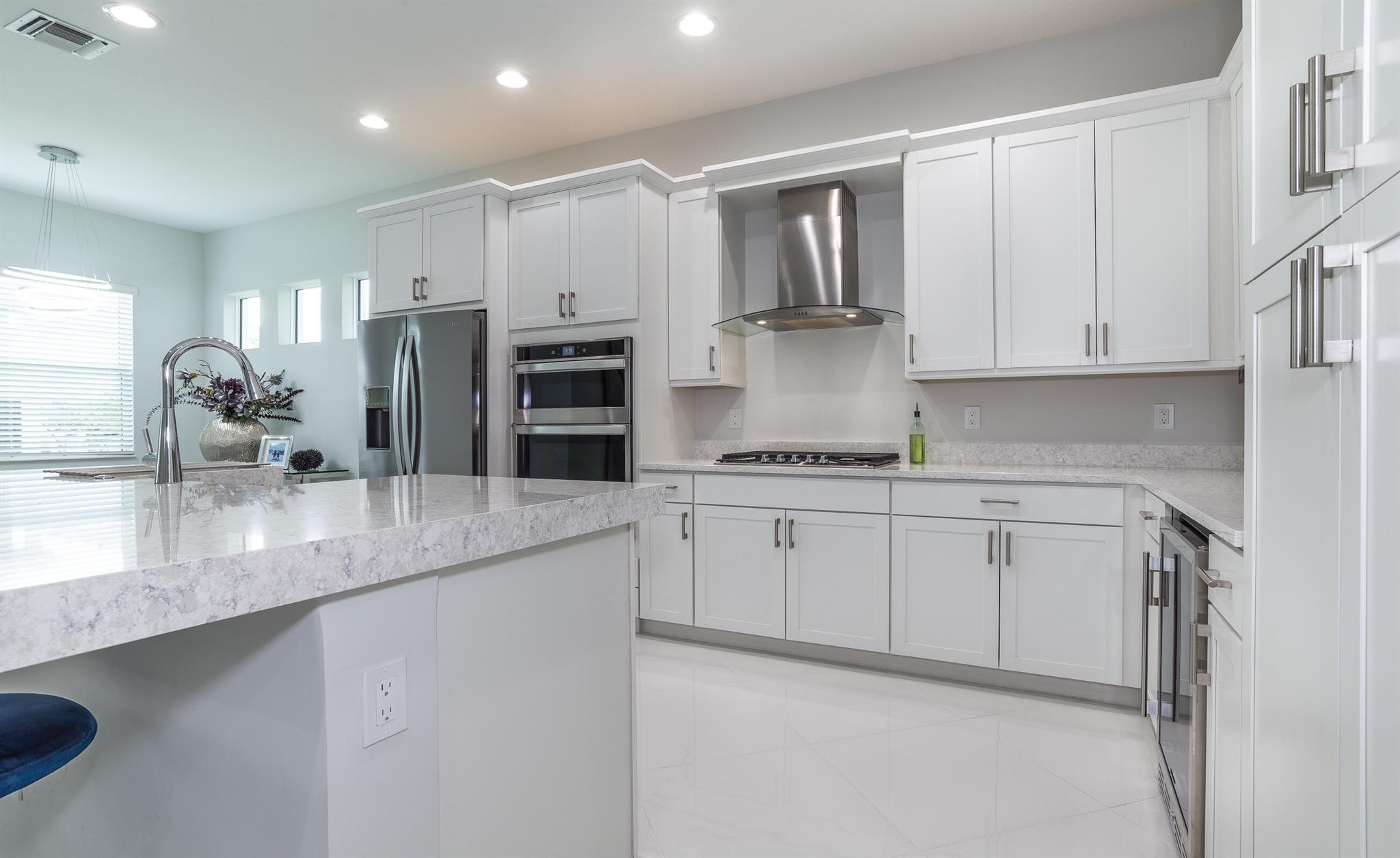 ORCHARDS OF WESTLAKE PHAS - Residential Lease