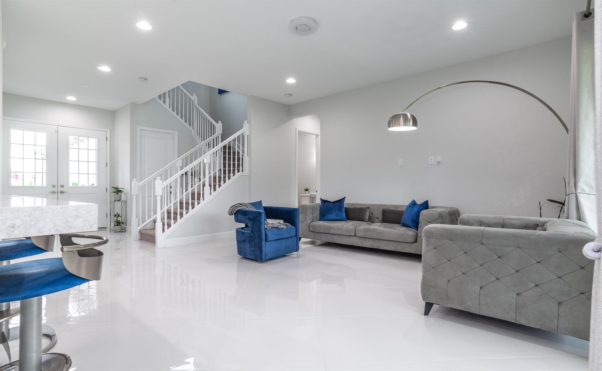 ORCHARDS OF WESTLAKE PHAS - Residential Lease