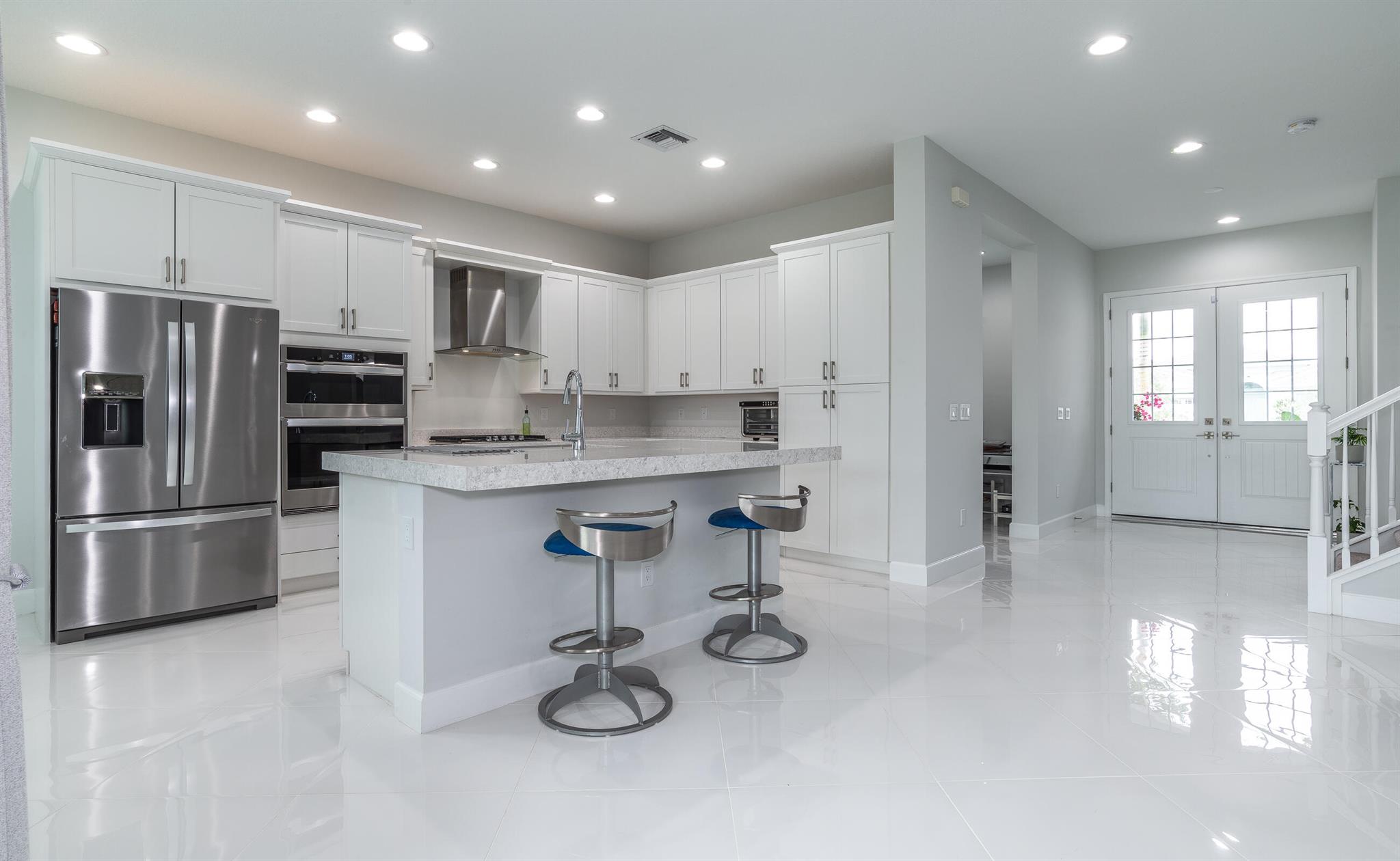 ORCHARDS OF WESTLAKE PHAS - Residential Lease