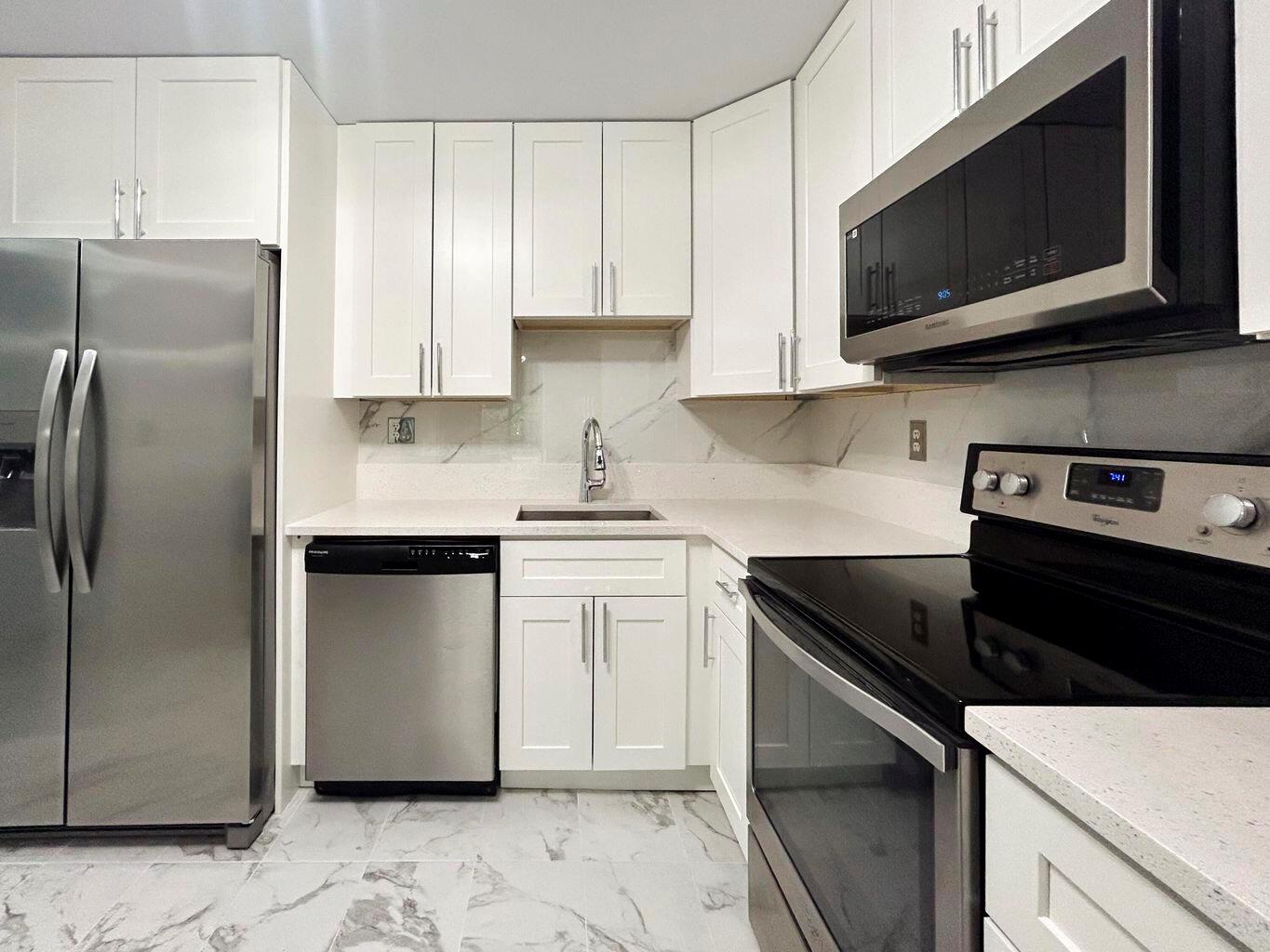 ISLE OF SANDALFOOT CONDO - Residential