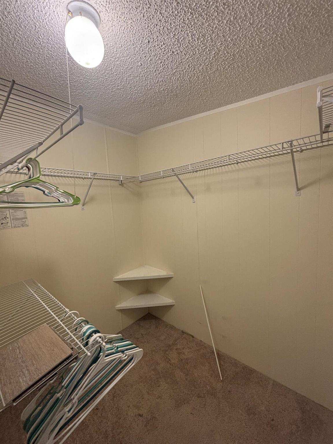 Spanish Lakes - Residential