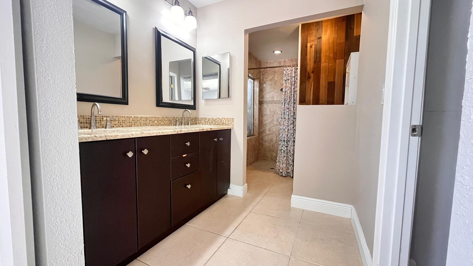 Properties 11535 Sanderling Drive