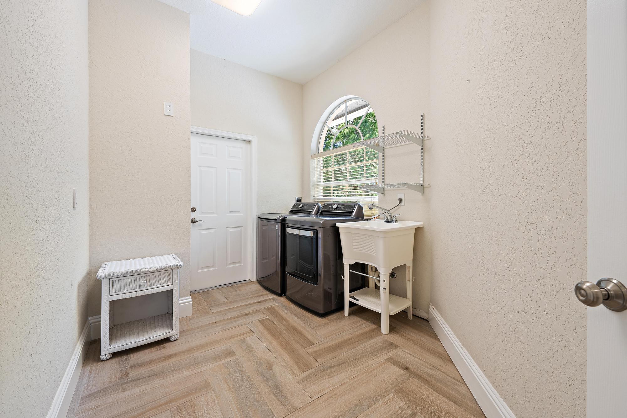 Acreage & Unrec - Residential
