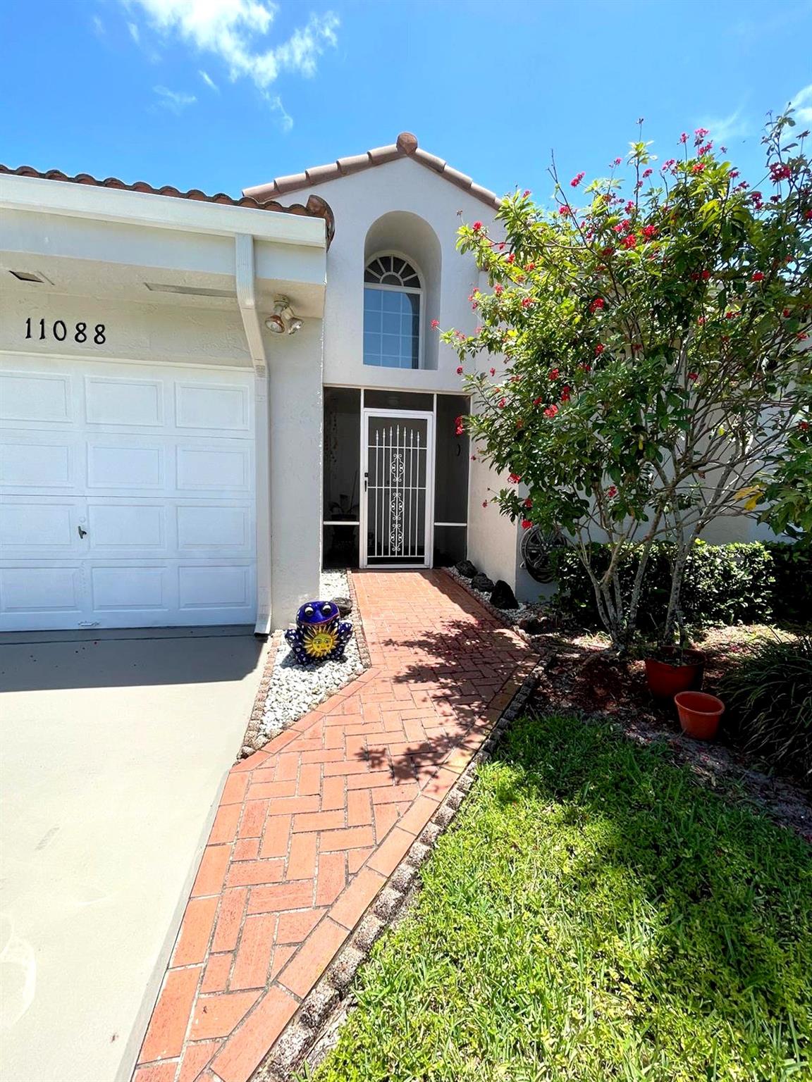 11088 Rios Rd