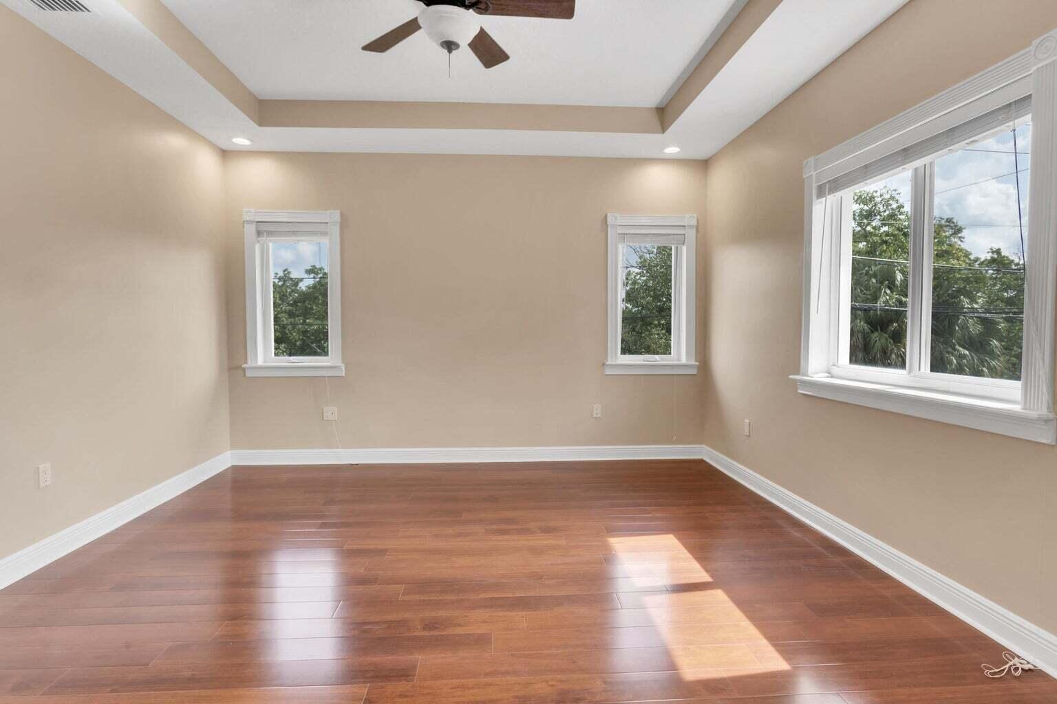 SEABOARD PARK - Residential