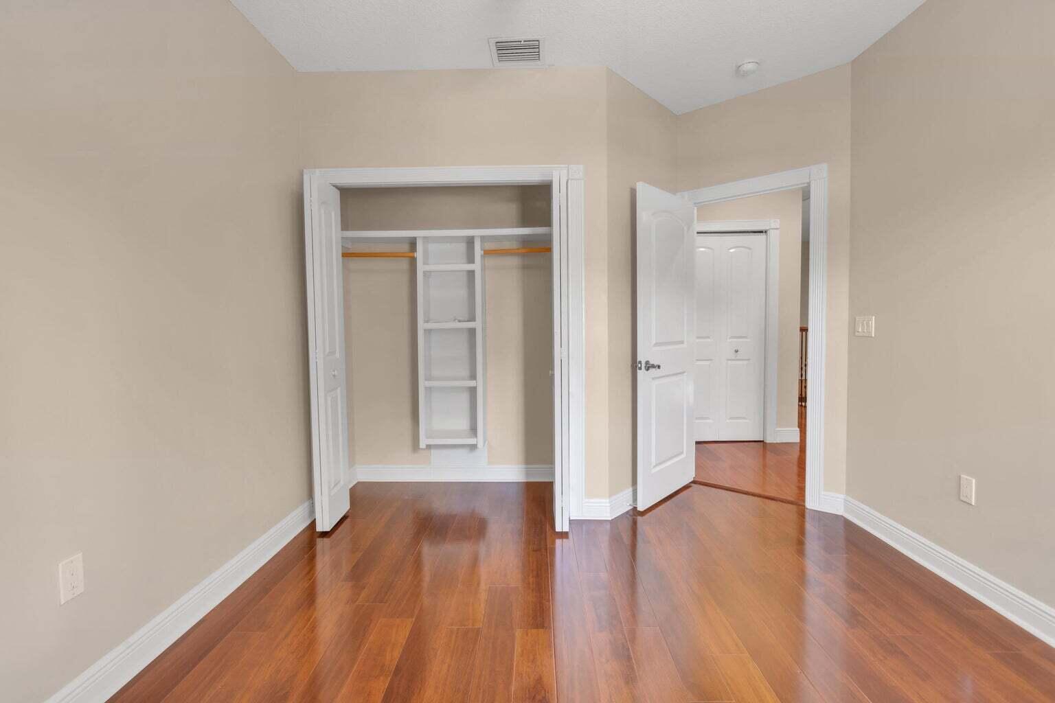 SEABOARD PARK - Residential