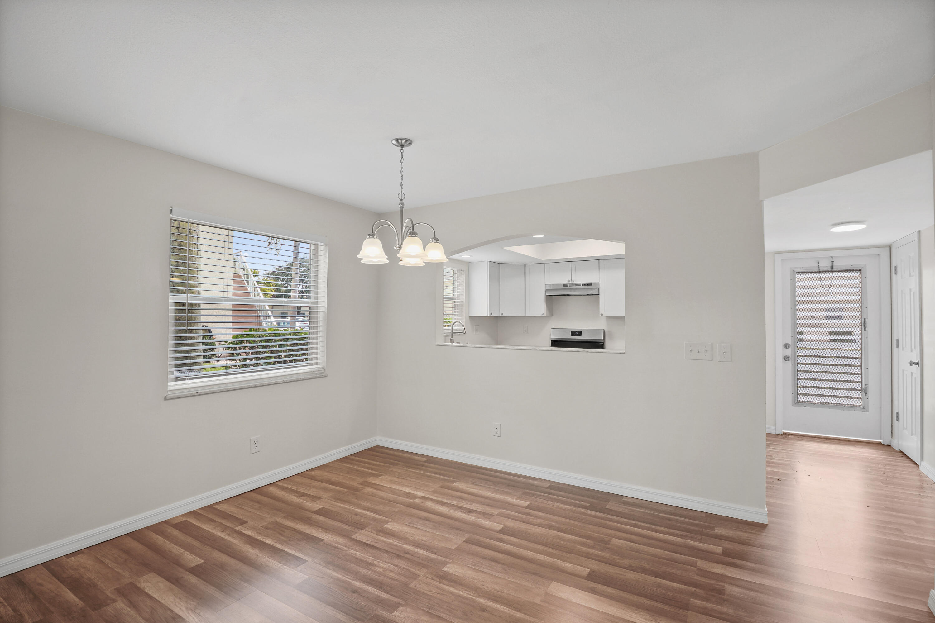 Kingswood Condo - Residential