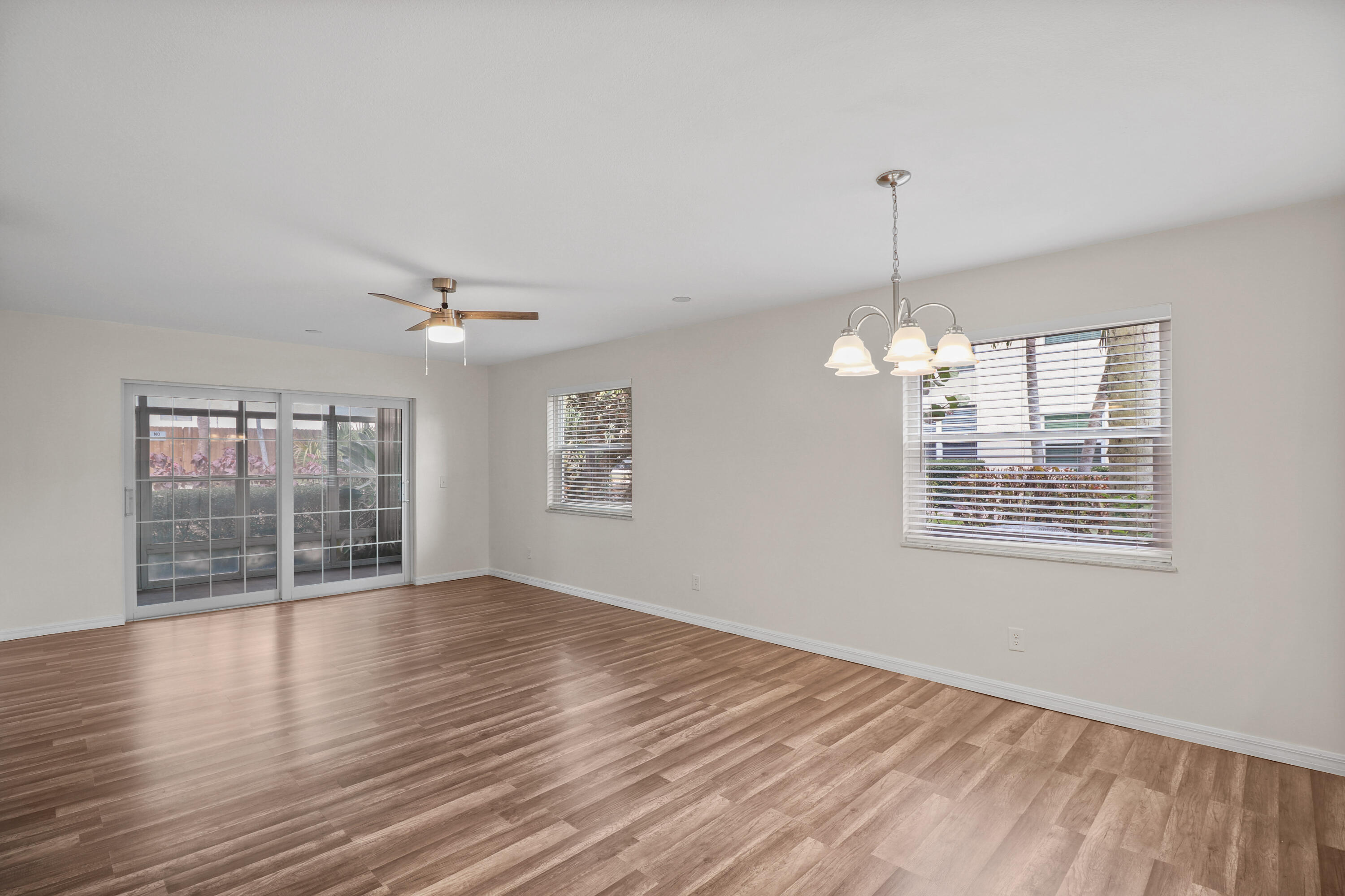 Kingswood Condo - Residential