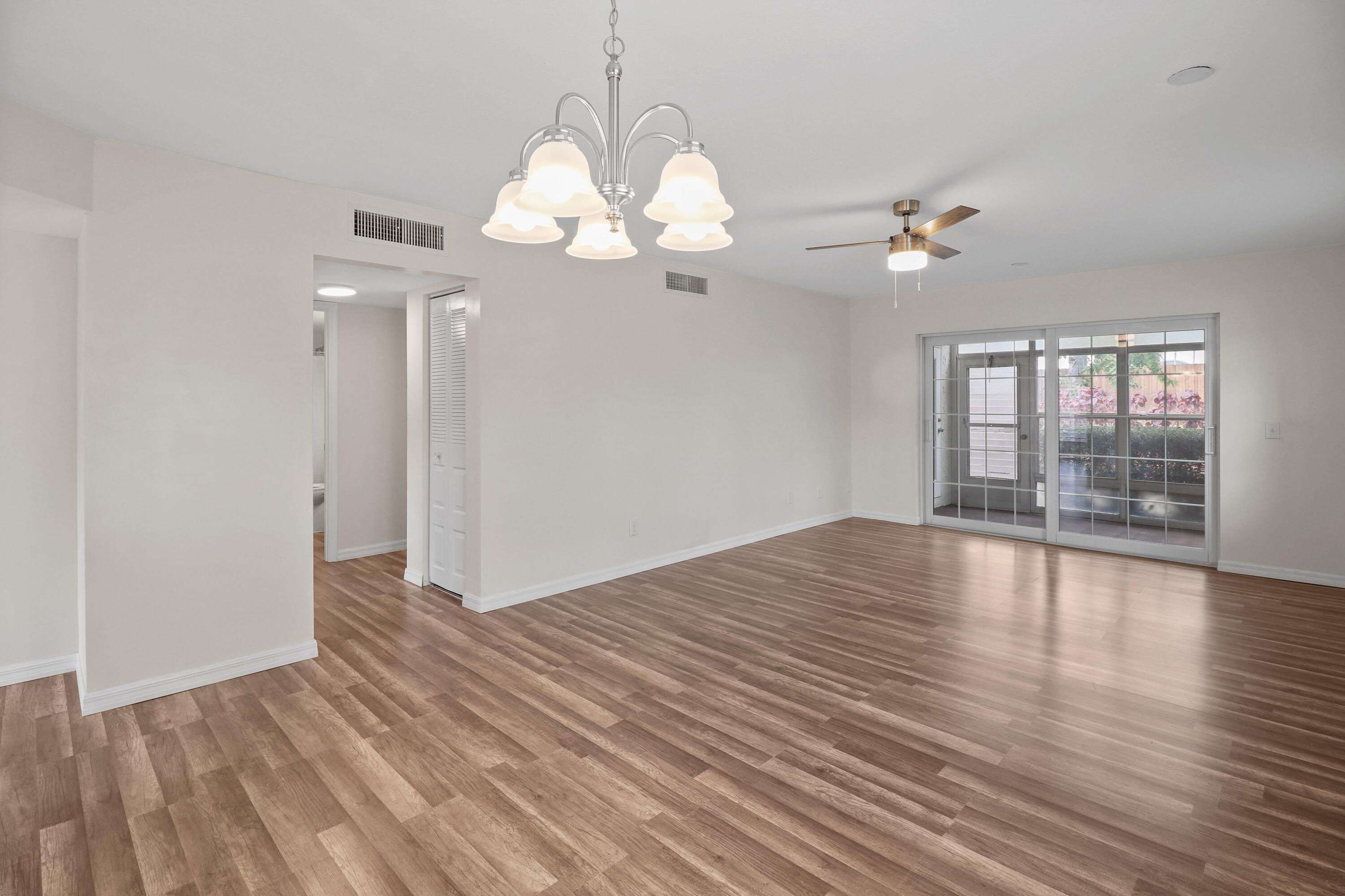 Kingswood Condo - Residential