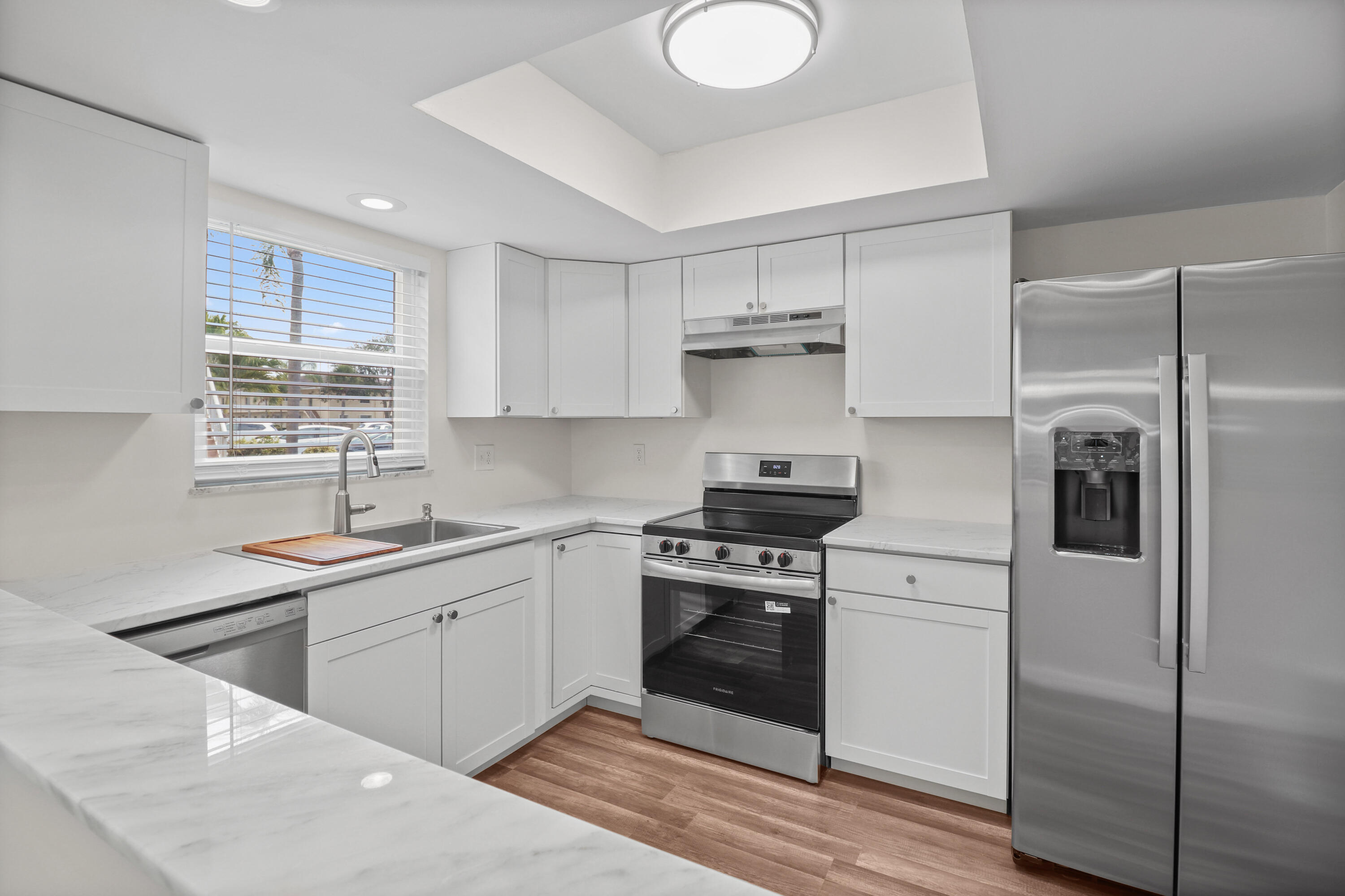 Kingswood Condo - Residential