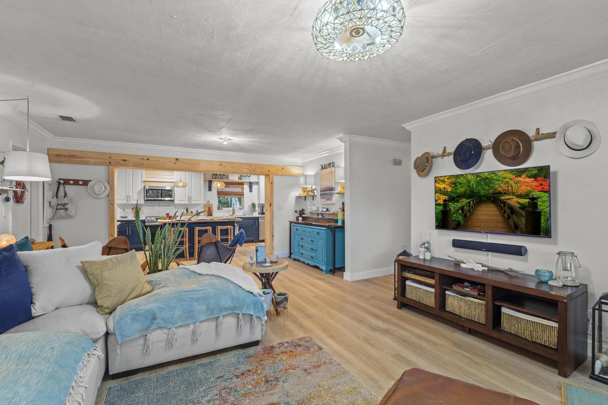 JUPITER ACRES - Residential