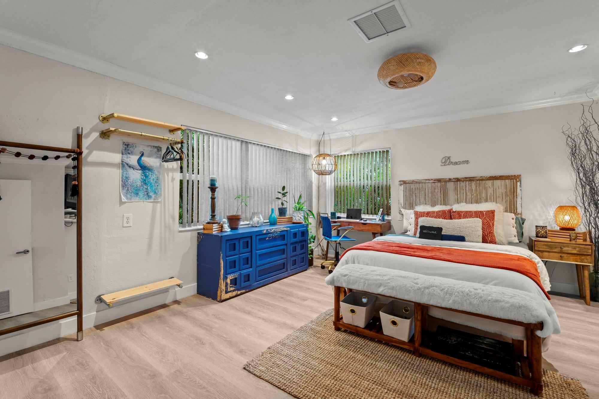 JUPITER ACRES - Residential