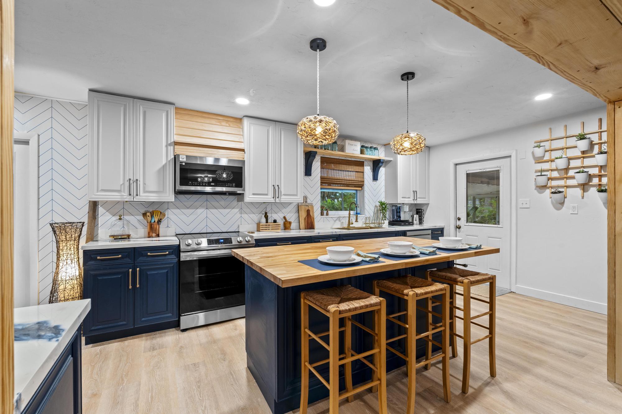 JUPITER ACRES - Residential