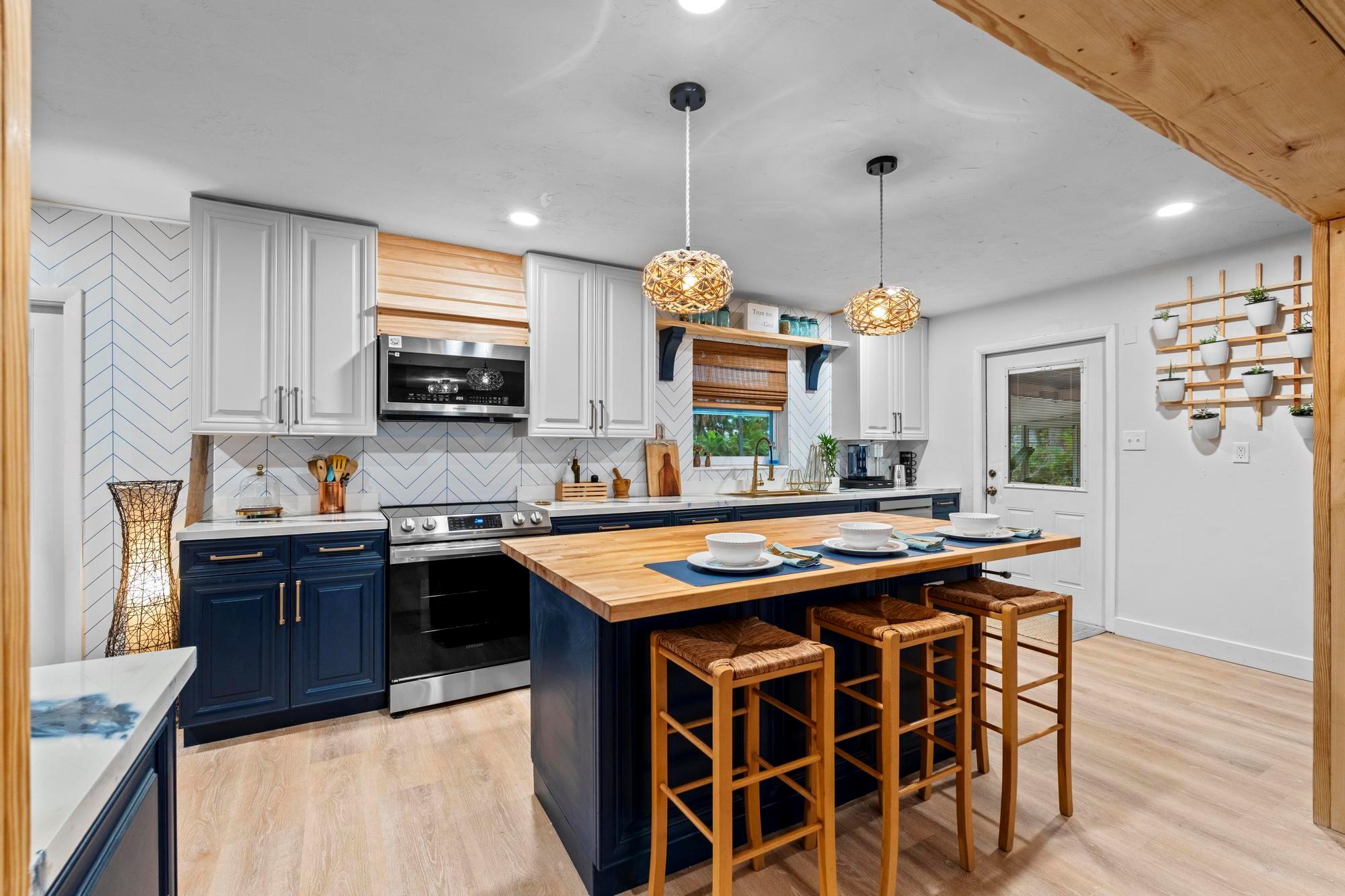 JUPITER ACRES - Residential