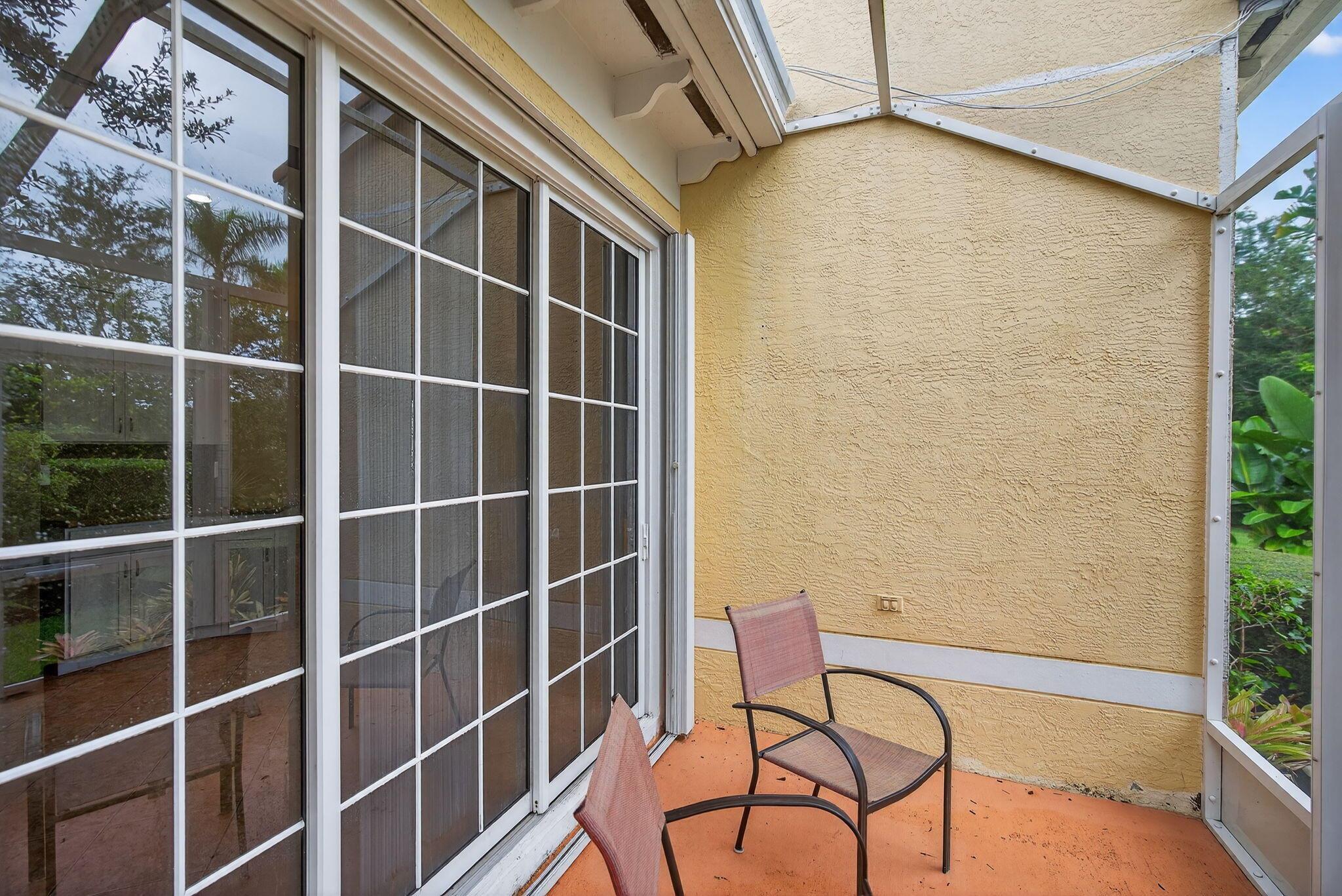 VILLAS AT MANGROVE BAY CO - Residential Lease