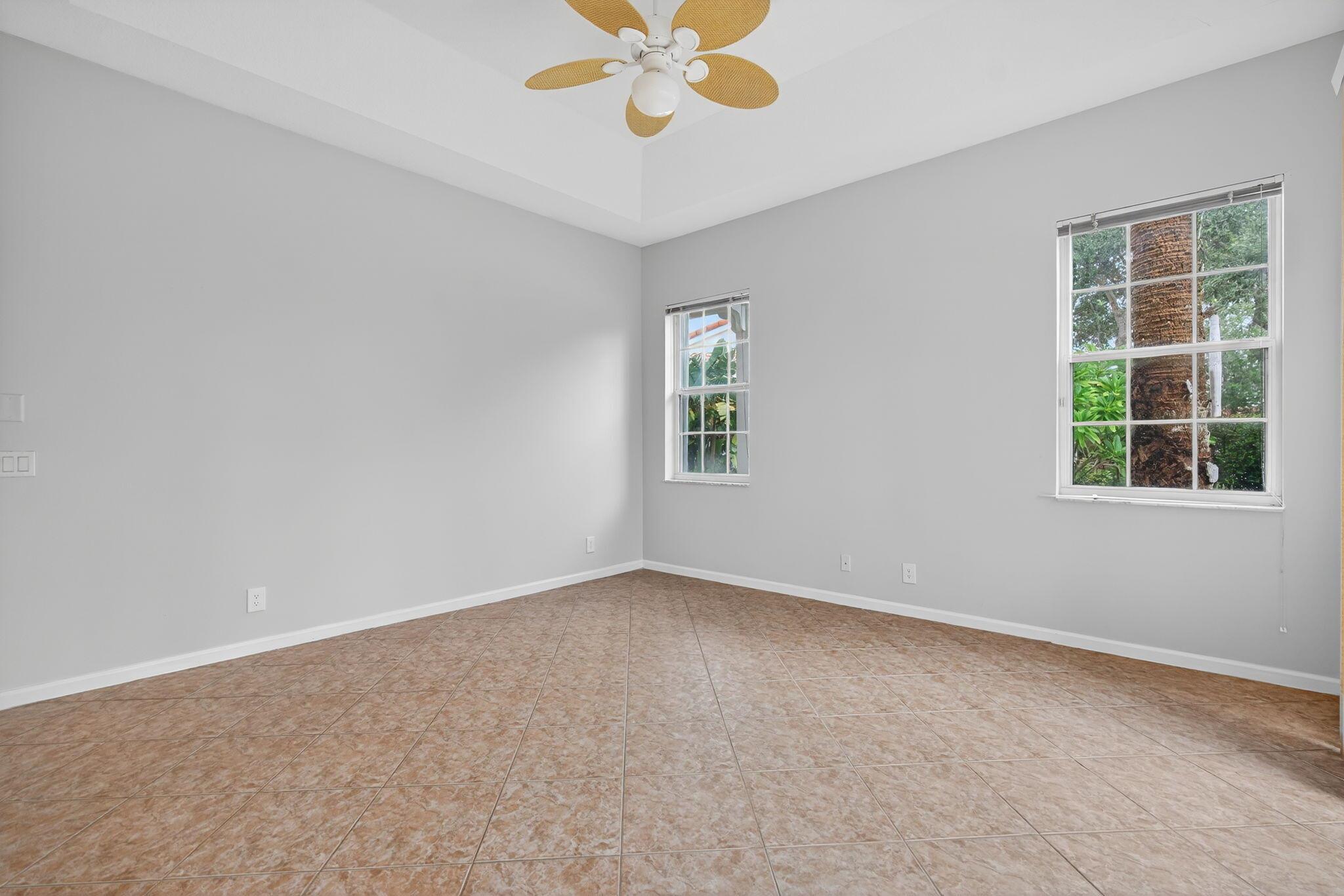 VILLAS AT MANGROVE BAY CO - Residential Lease