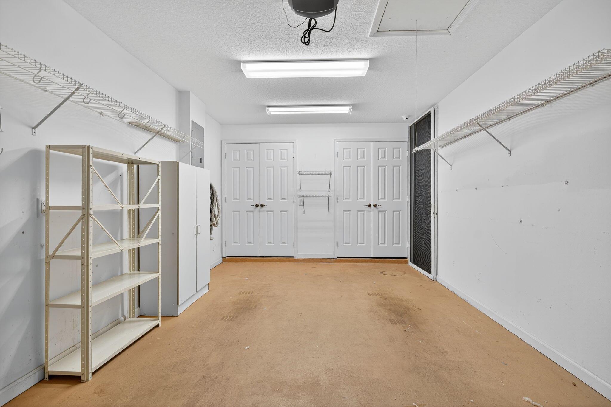 VILLAS AT MANGROVE BAY CO - Residential Lease