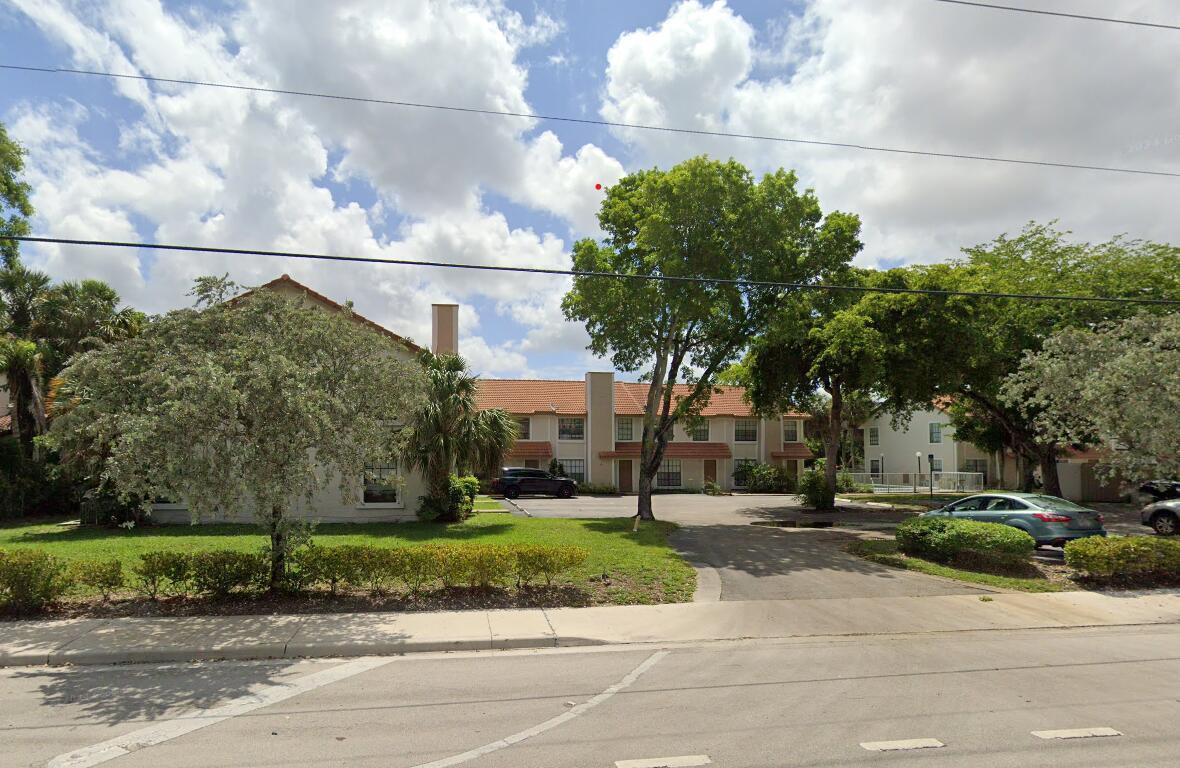 Clean and spacious 3-bedroom and 2 bath townhome in Willows located in Coral Springs. Living in this community offers a wide variety of nearby attractions to take part in plus being close to shopping, dining. $150/month flat fee for water utility. Fast and easy move-in possible!Save on move-in costs with our security deposit alternative! Instead of a large upfront deposit, pay a low monthly fee to move in quickly and affordably.This simple and fast process could save you the hassle and upfront cost of a traditional cash deposit.