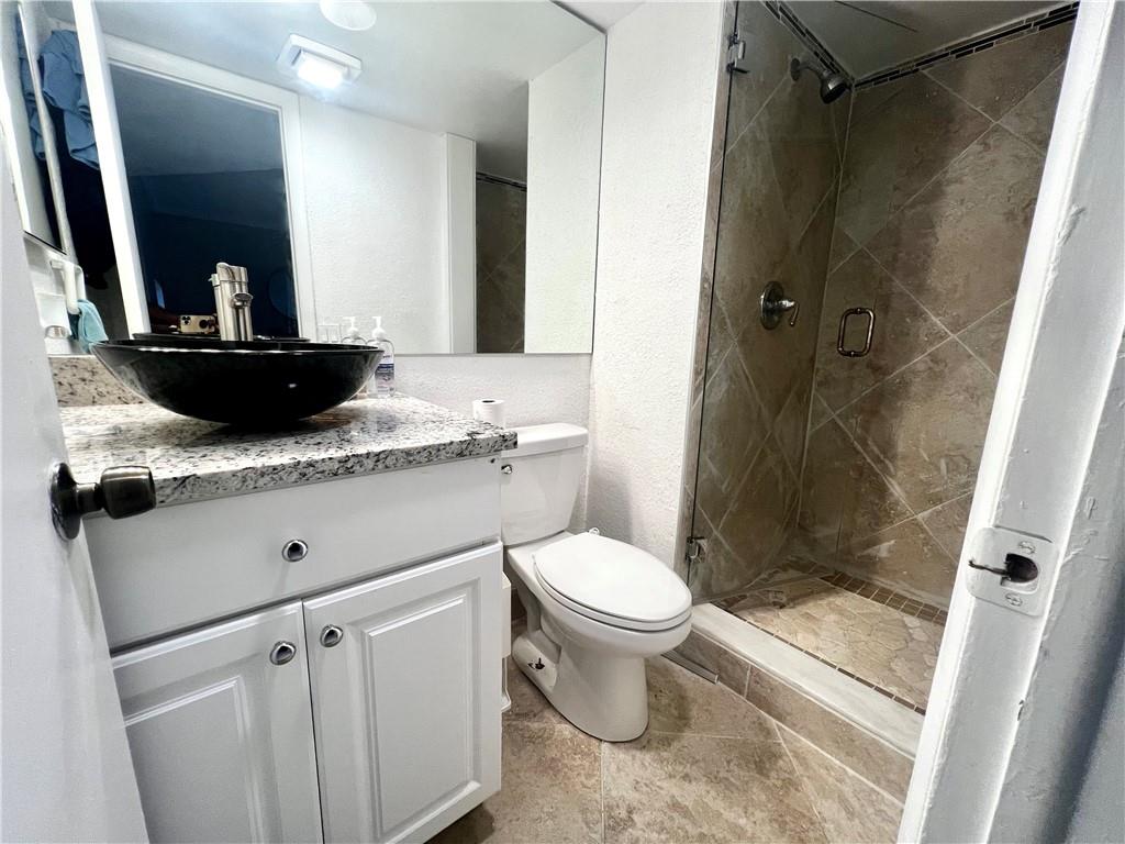 The Green Condo - Residential