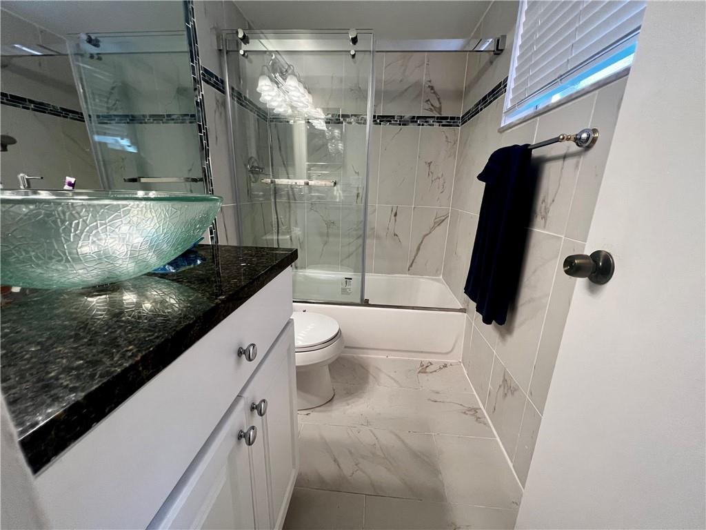 The Green Condo - Residential