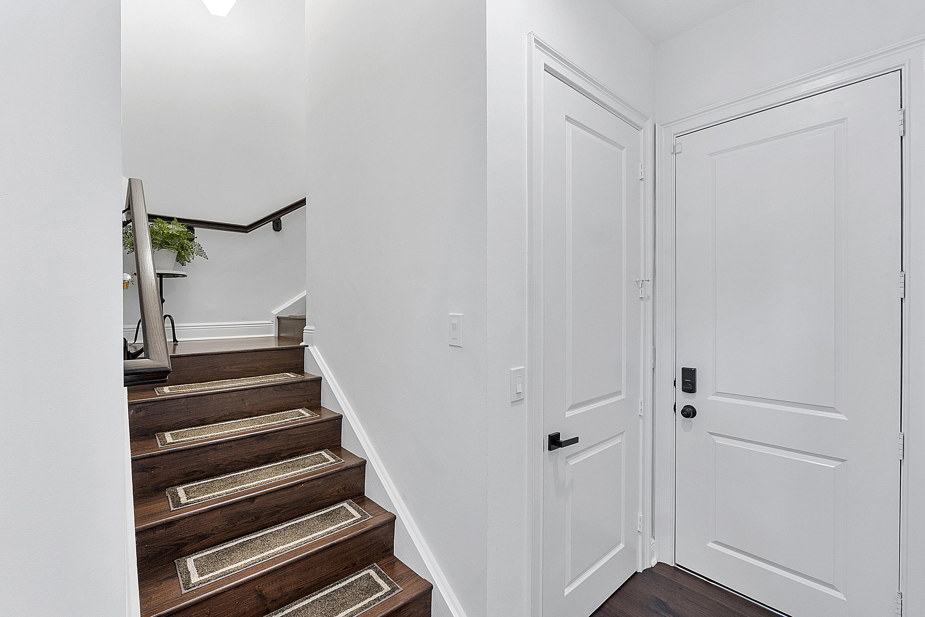 ROYAL POINCIANA - Residential