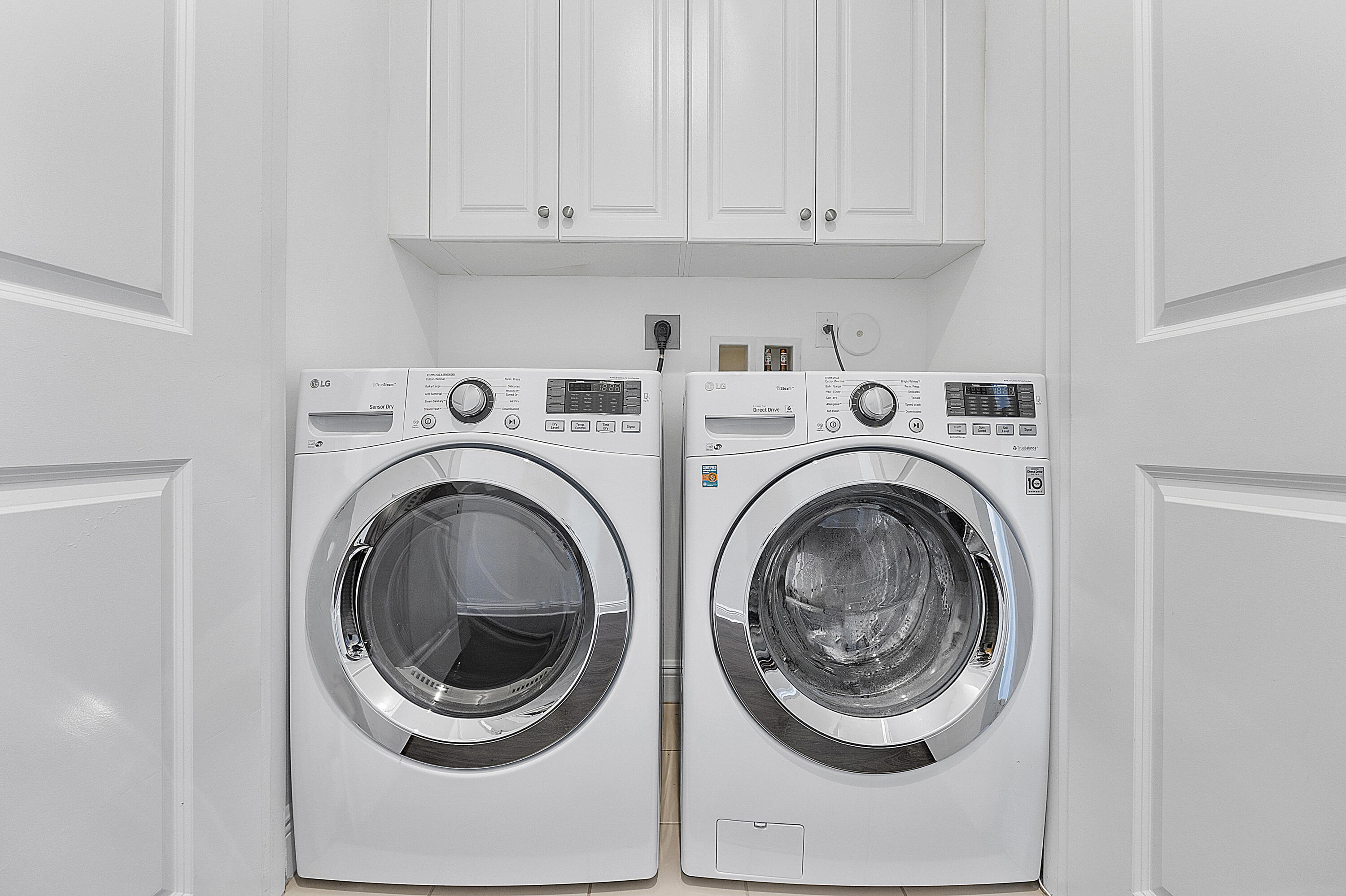 ROYAL POINCIANA - Residential