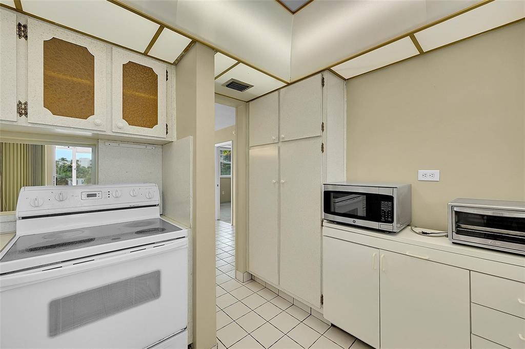 POINT EAST SEC II CONDO - Residential Lease