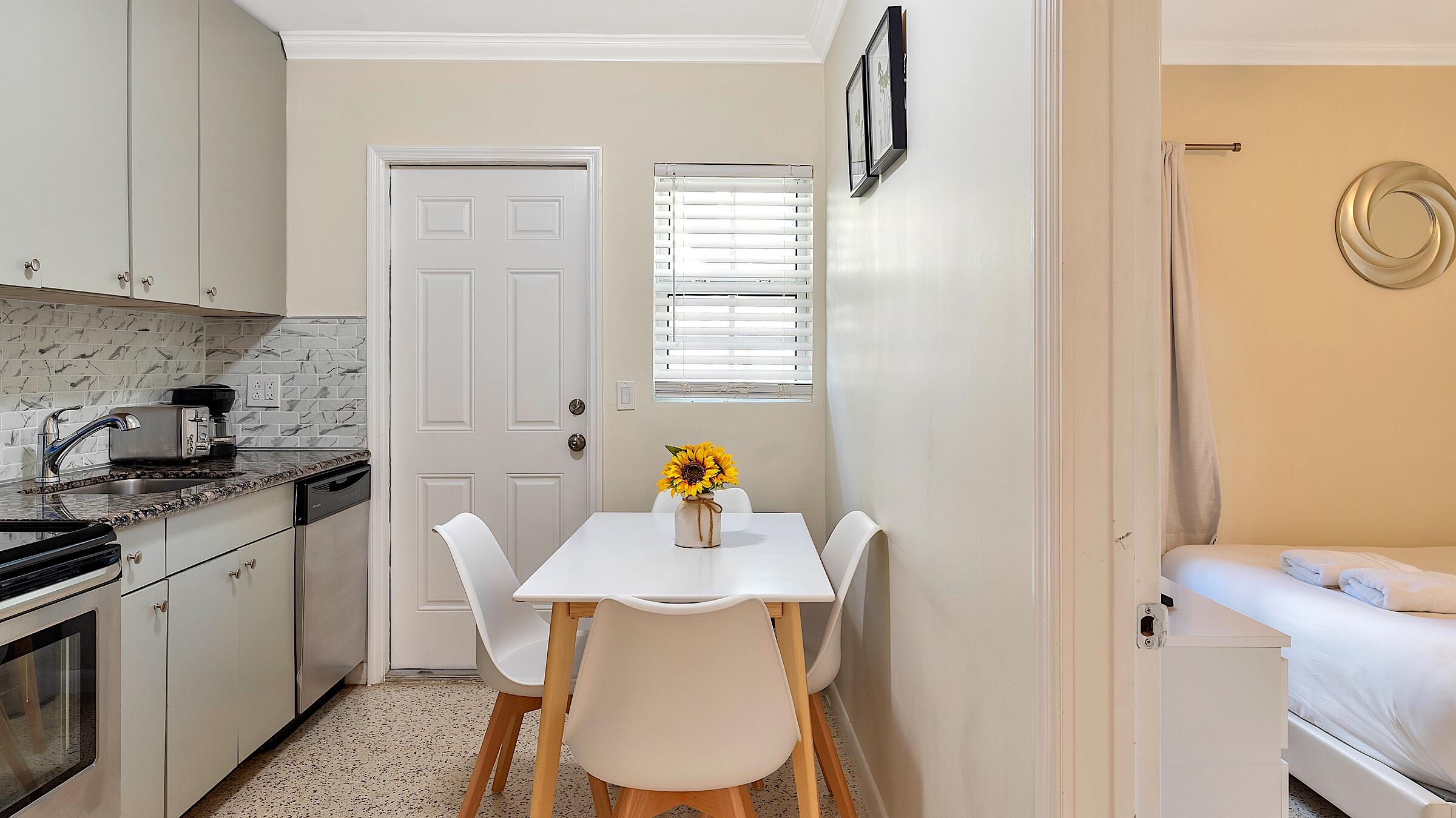 LAKE WORTH TOWN OF - Residential Income