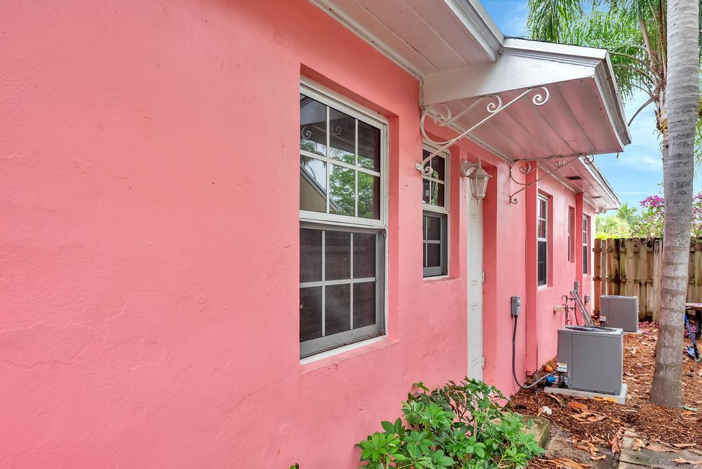 LAKE WORTH TOWN OF - Residential Income