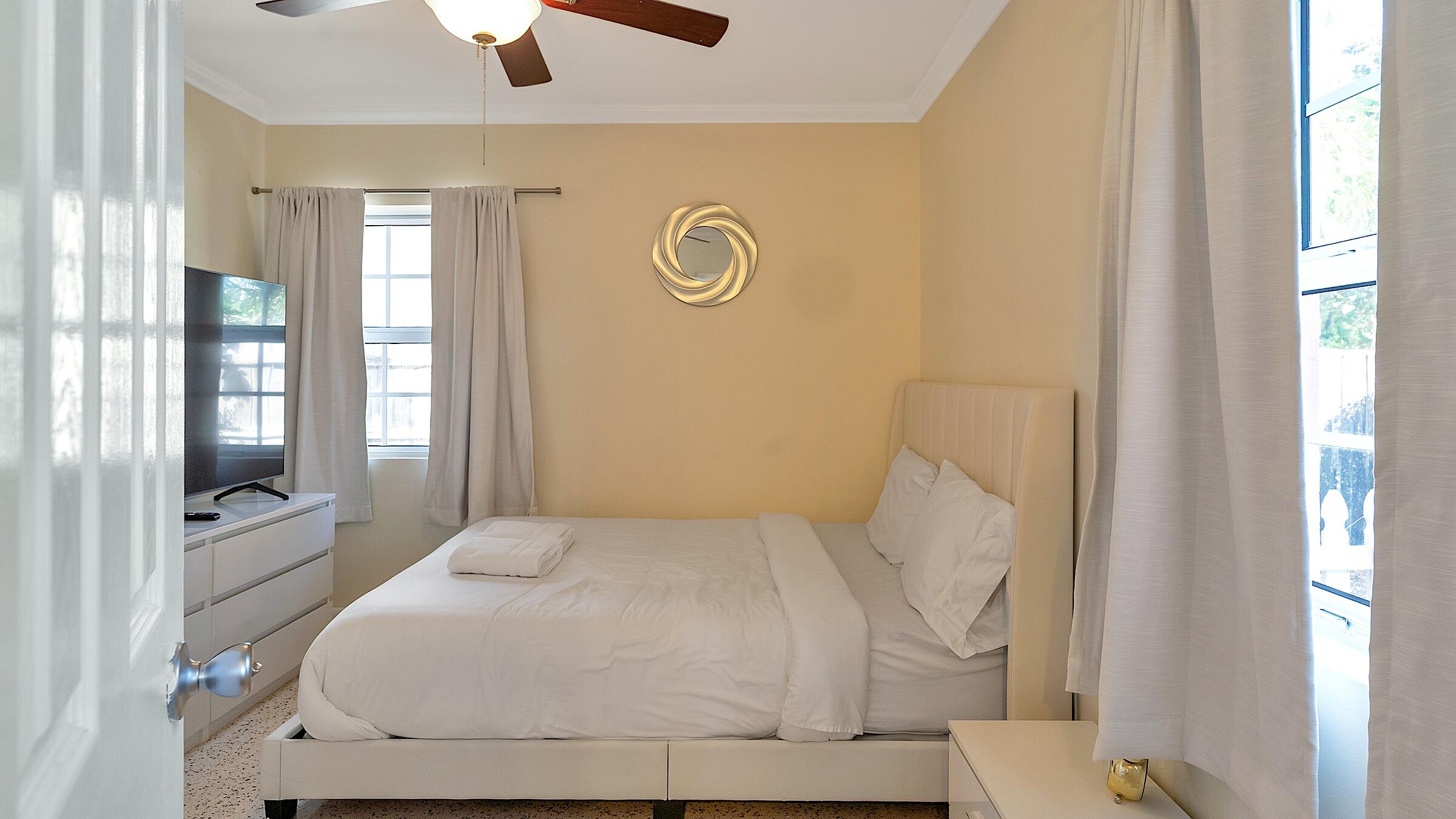 LAKE WORTH TOWN OF - Residential Income