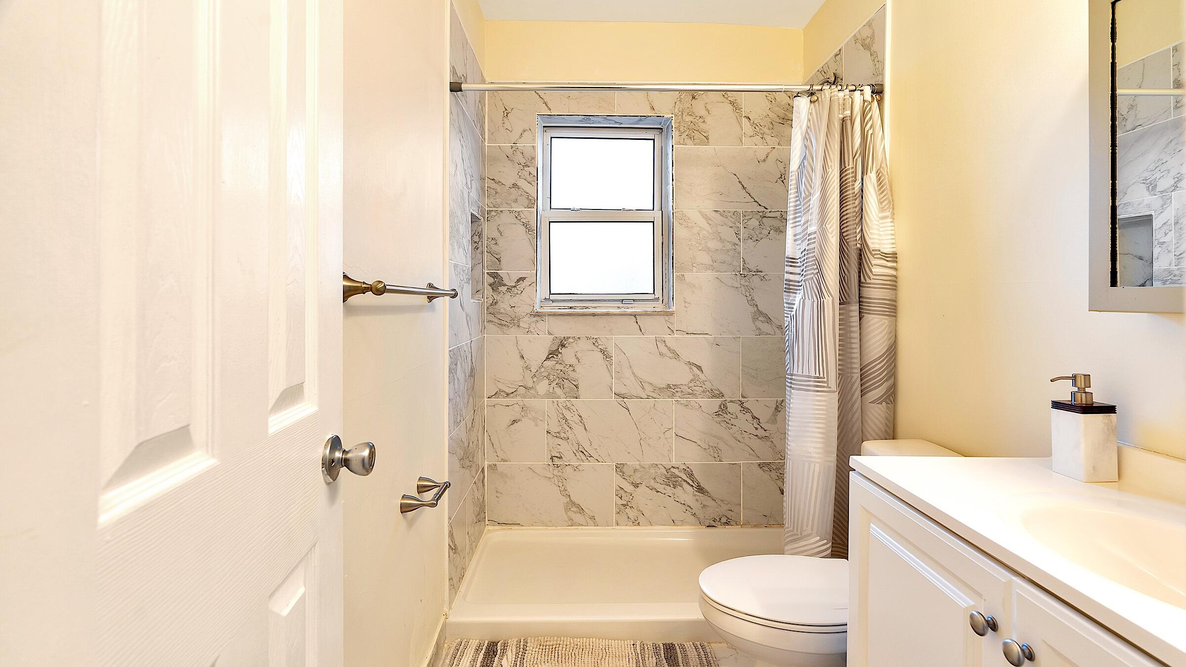 LAKE WORTH TOWN OF - Residential Income