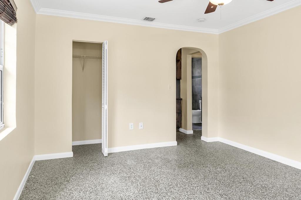 LAKE WORTH TOWN OF - Residential Income