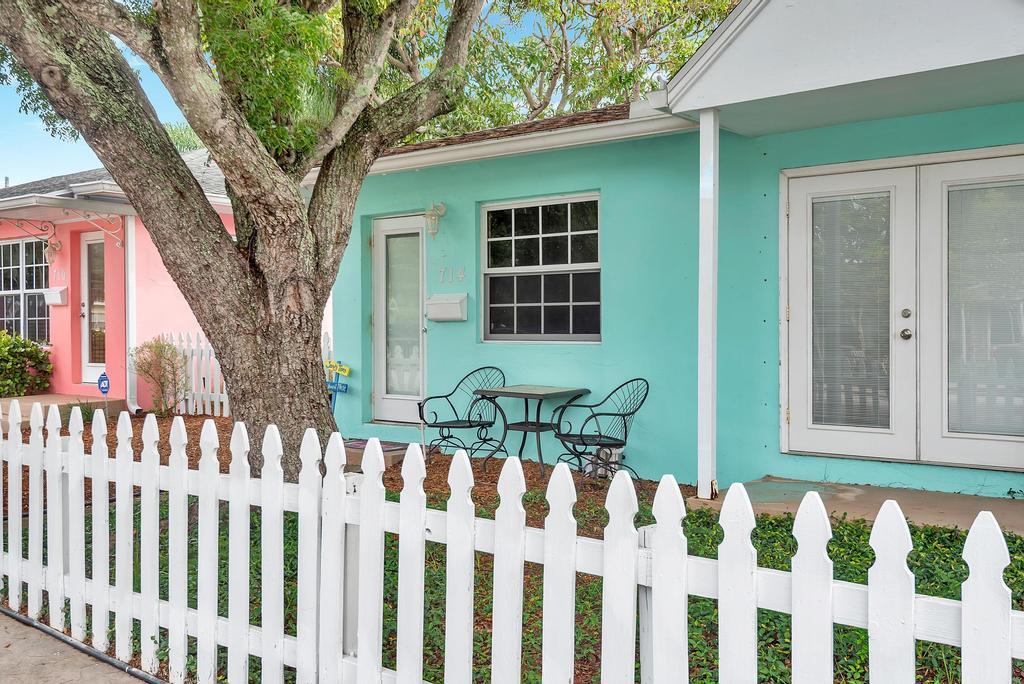 LAKE WORTH TOWN OF - Residential Income