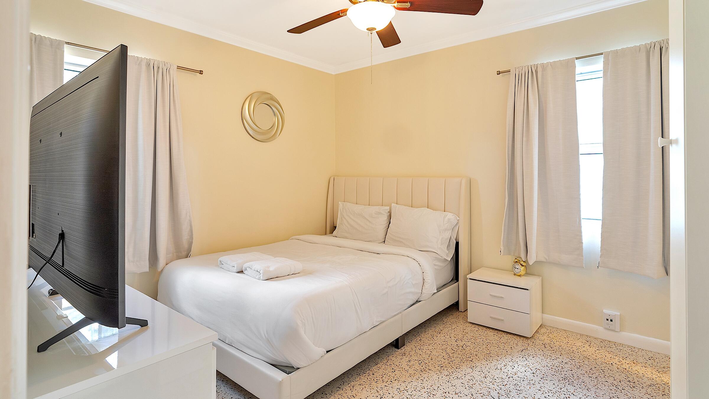 LAKE WORTH TOWN OF - Residential Income