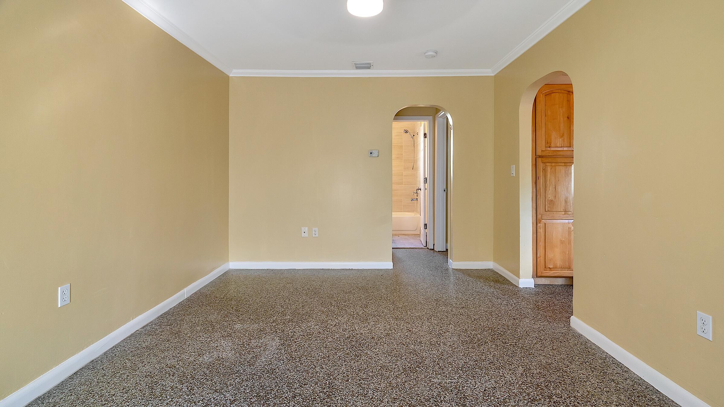 LAKE WORTH TOWN OF - Residential Income