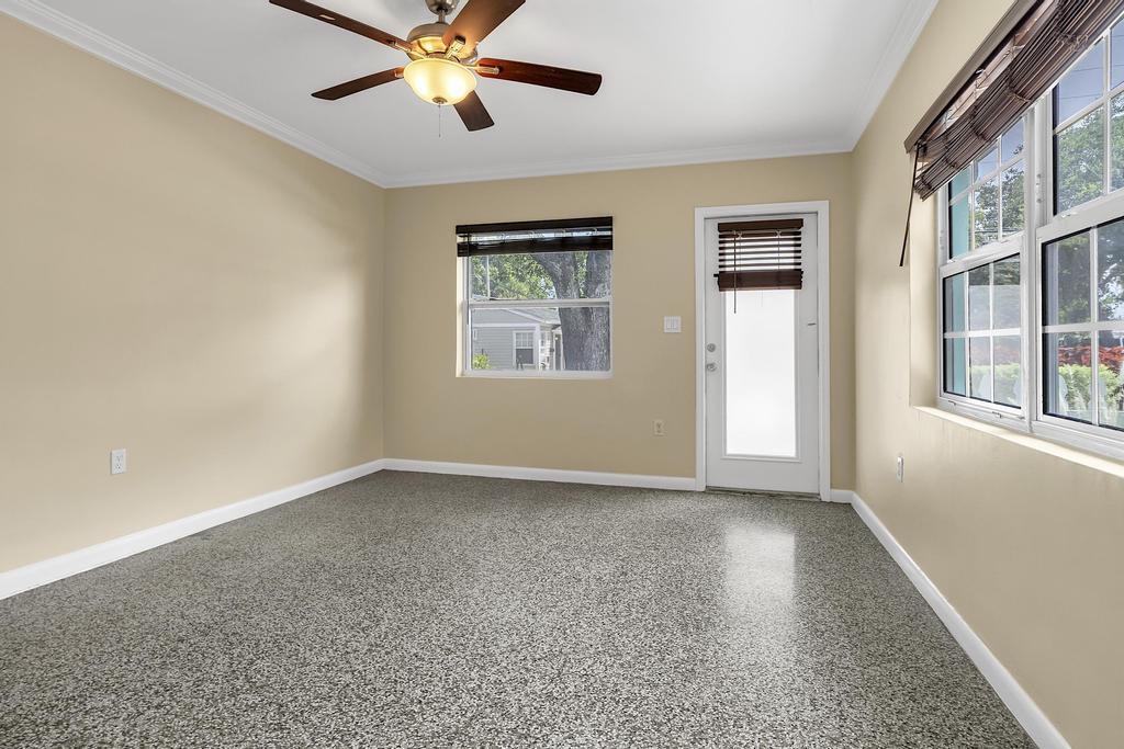 LAKE WORTH TOWN OF - Residential Income