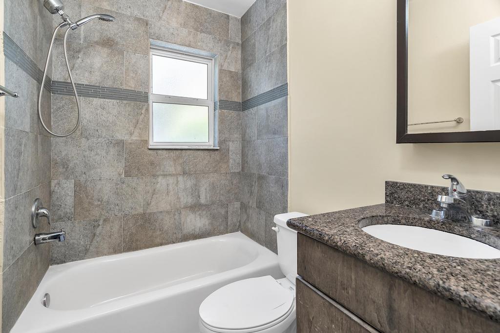 LAKE WORTH TOWN OF - Residential Income