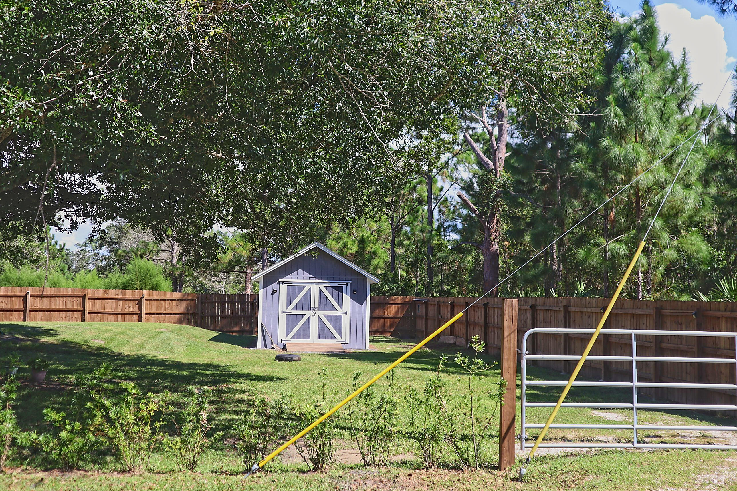 Home Search 3 10526 Center Avenue
