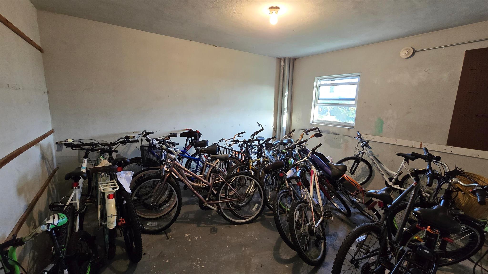 NO 9 PALM-AIRE COUNTRY CL - Residential