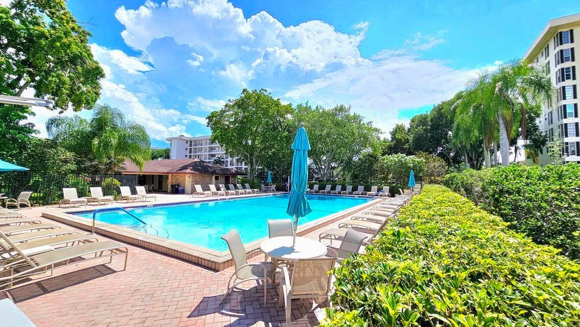 3100 N Palm Aire Drive 604