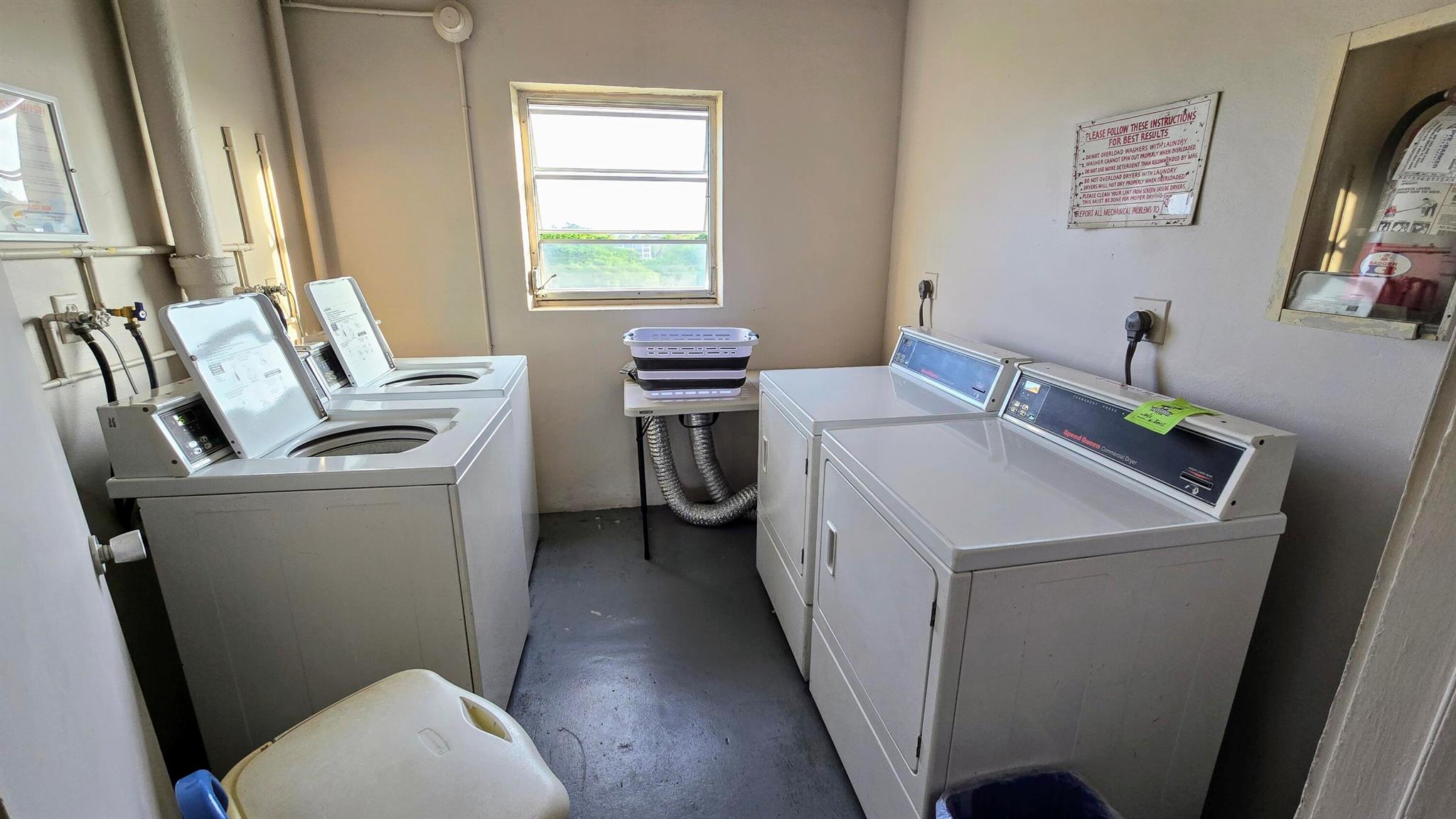 NO 9 PALM-AIRE COUNTRY CL - Residential