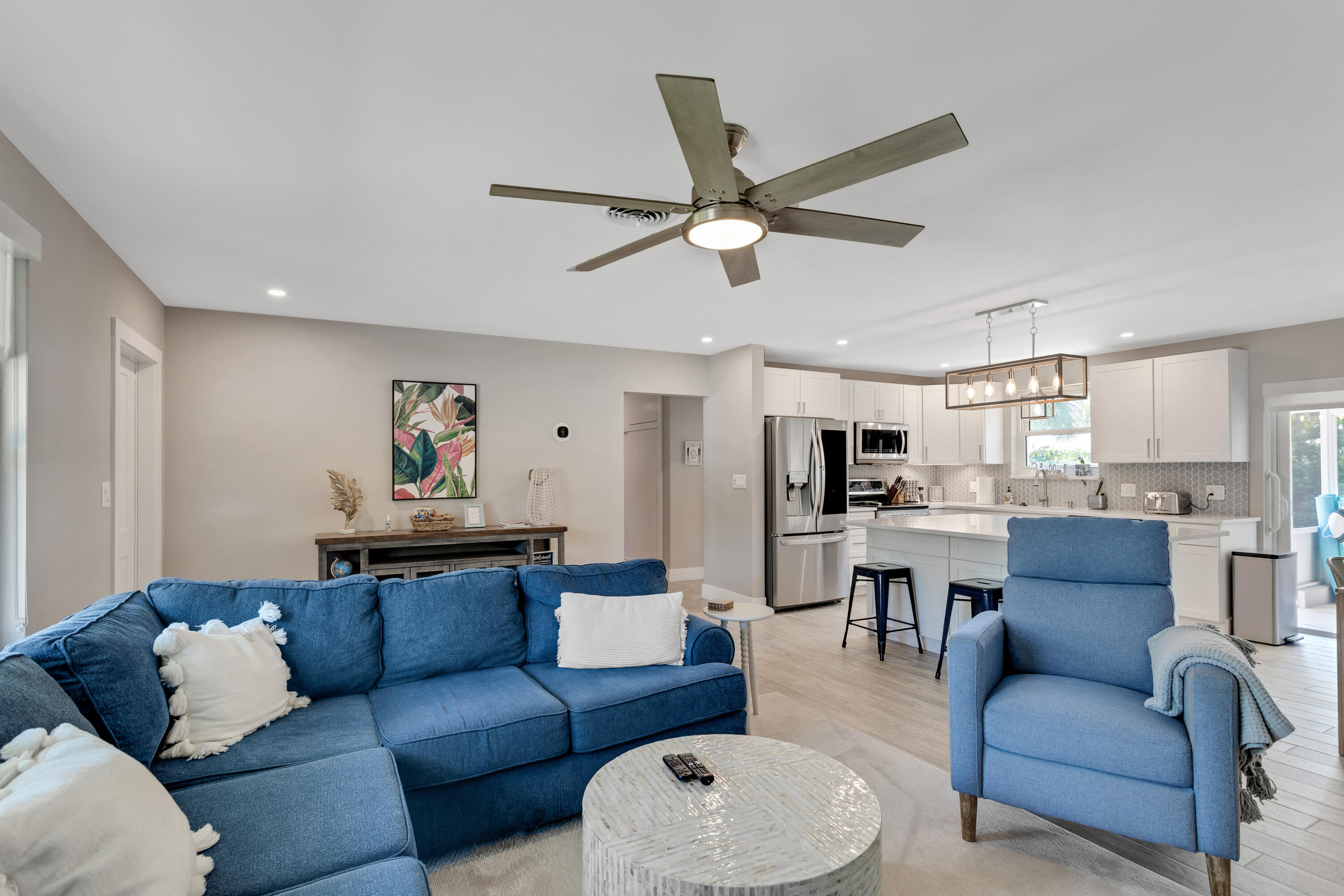 RIDGEWOOD HOMES - Residential Lease