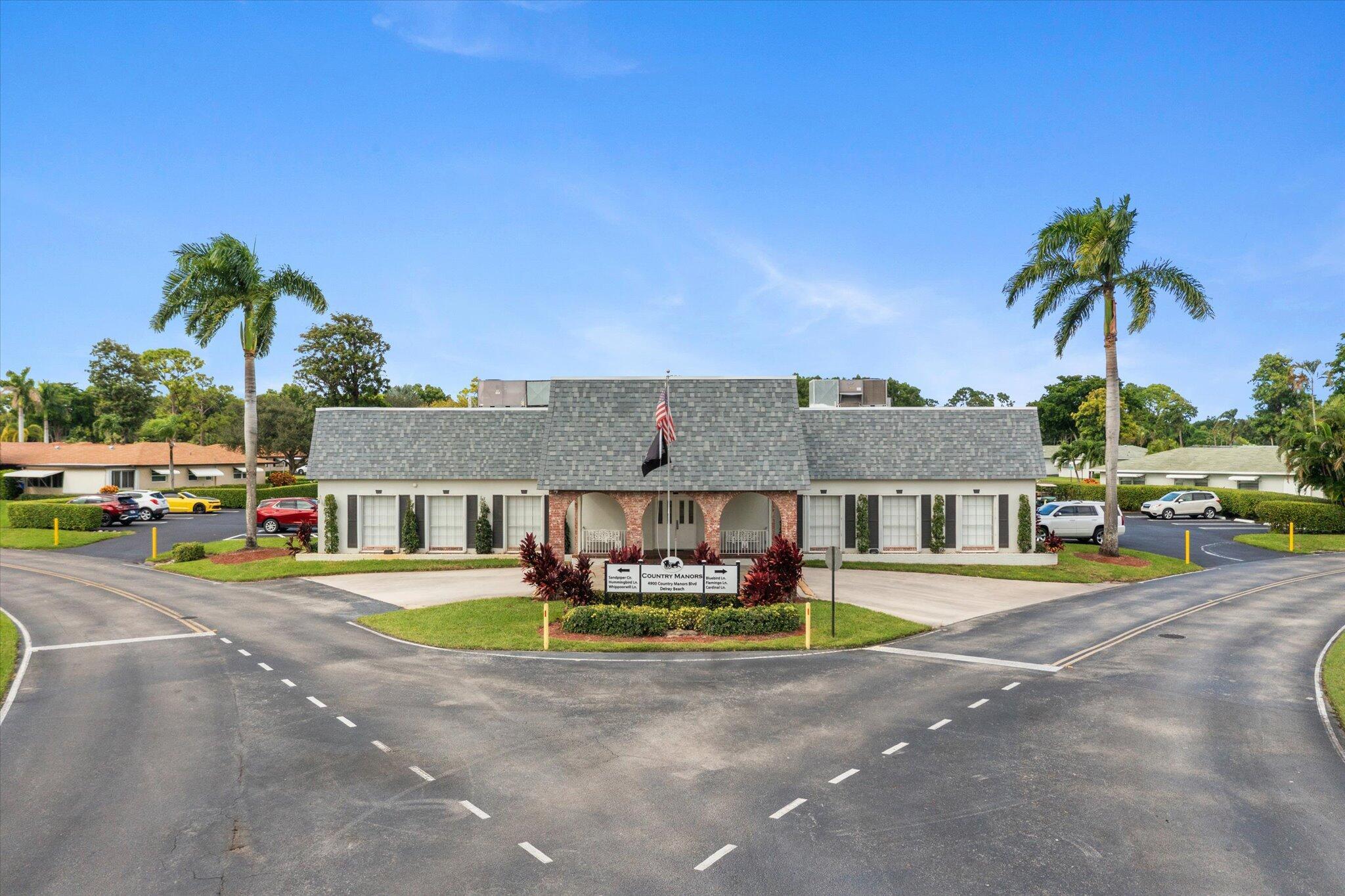 COUNTRY MANORS - Residential