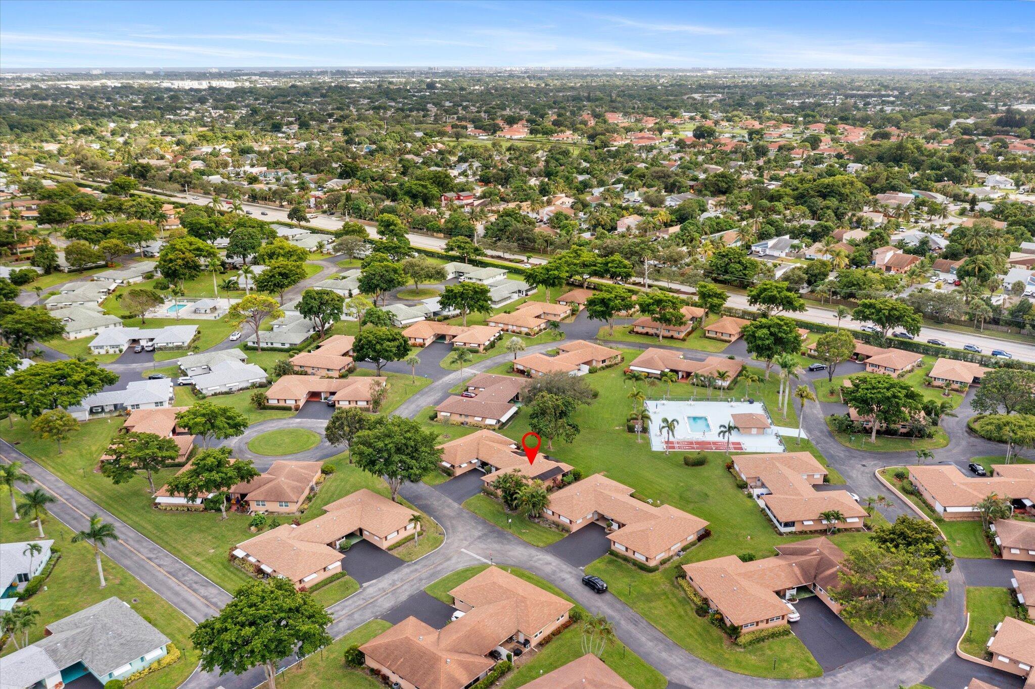 COUNTRY MANORS - Residential