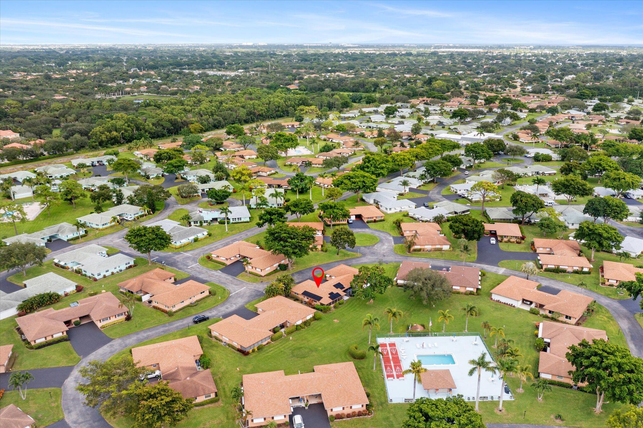 COUNTRY MANORS - Residential