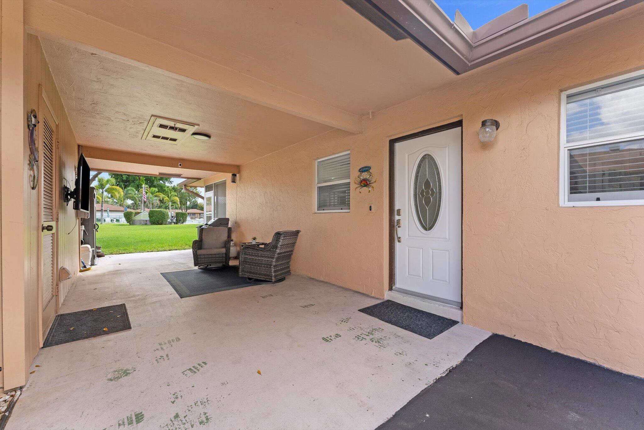 COUNTRY MANORS - Residential