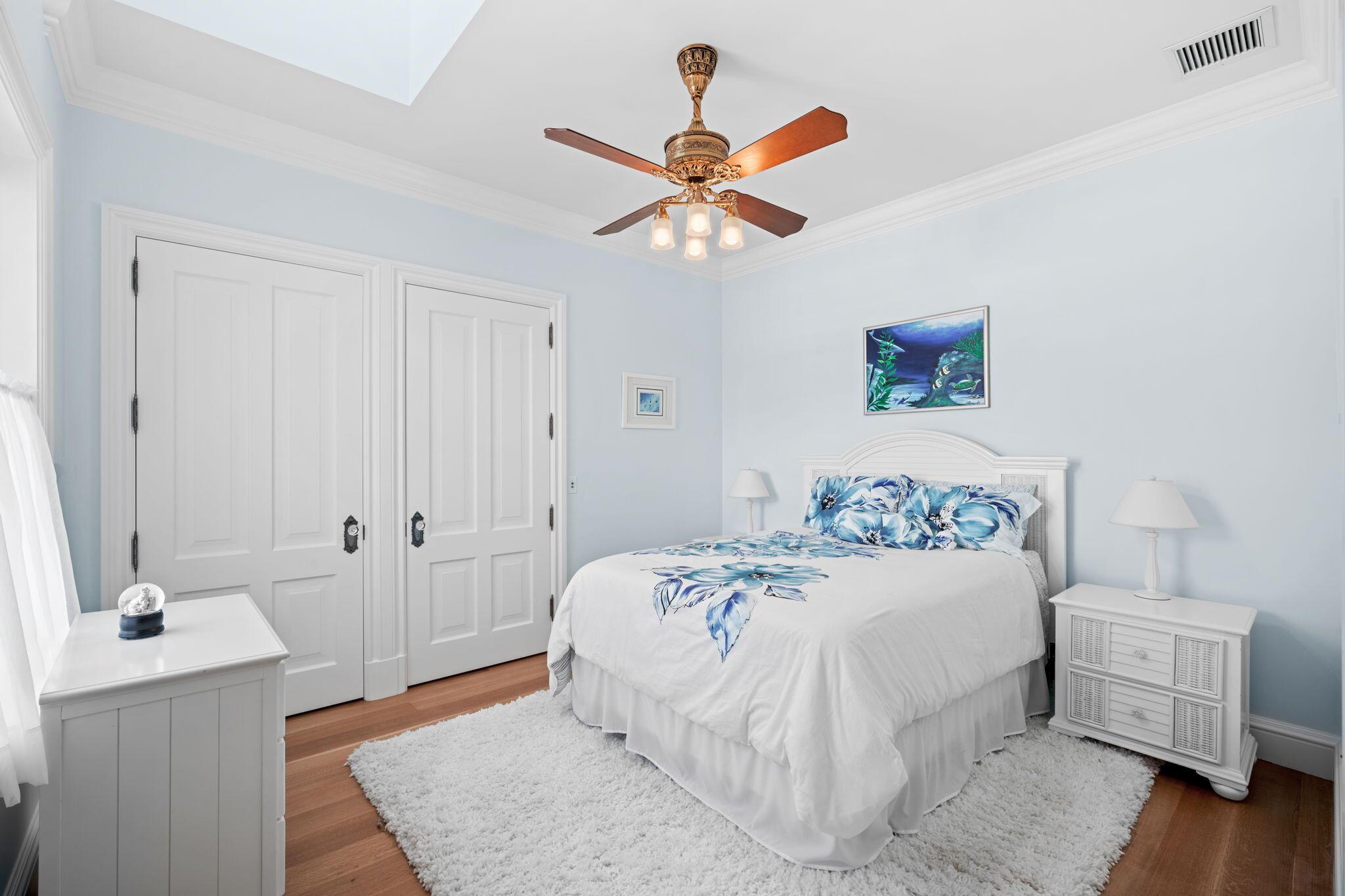 Sandy Depths - Residential