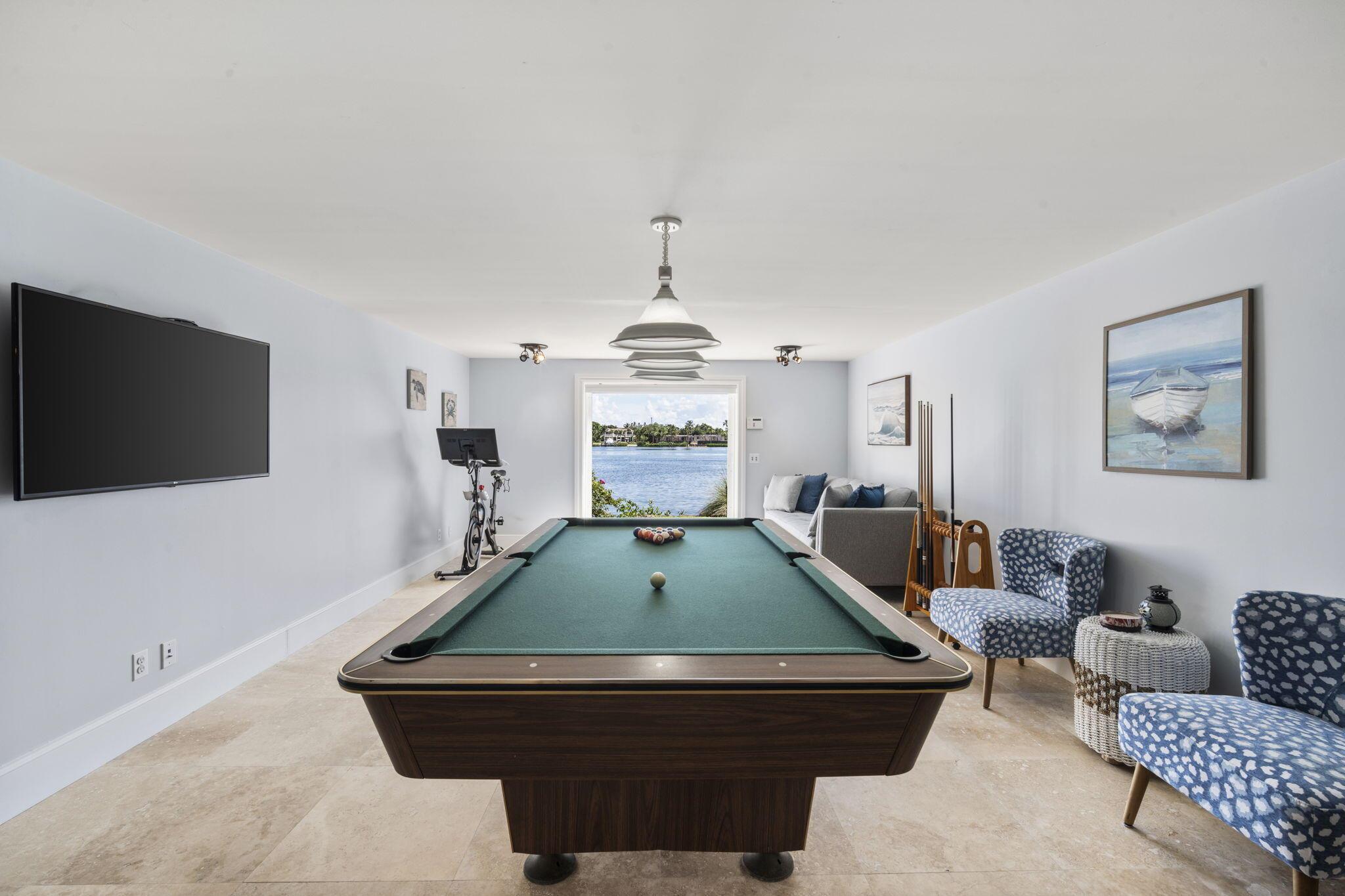 Sandy Depths - Residential