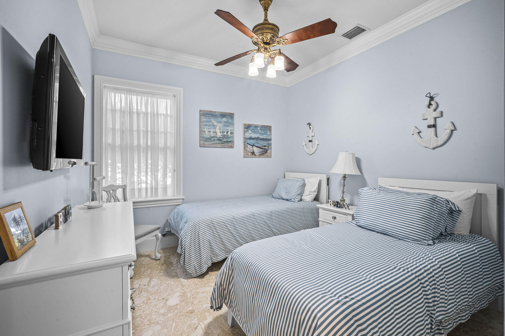 Sandy Depths - Residential