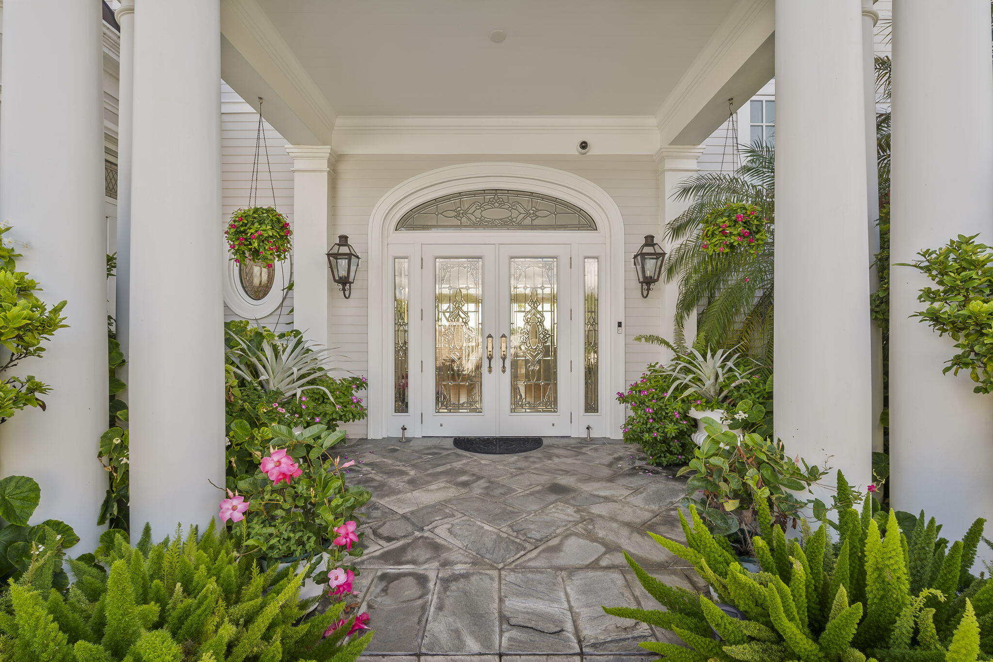 Sandy Depths - Residential